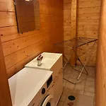 Familial Avec Piscine Au Centre De Horská chata *