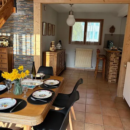 Familial Avec Piscine Au Centre De Chalet Gerardmer