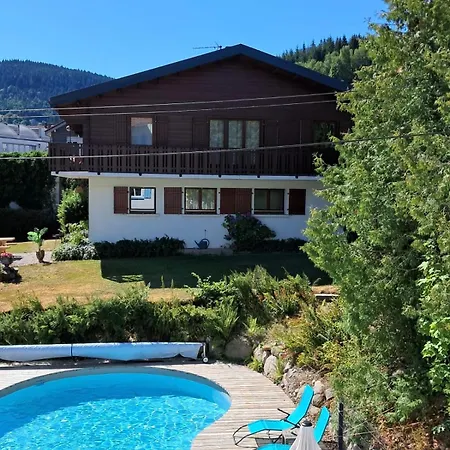 Alpstuga Familial Centre - Salle De Jeu - Piscine Partagee Gérardmer