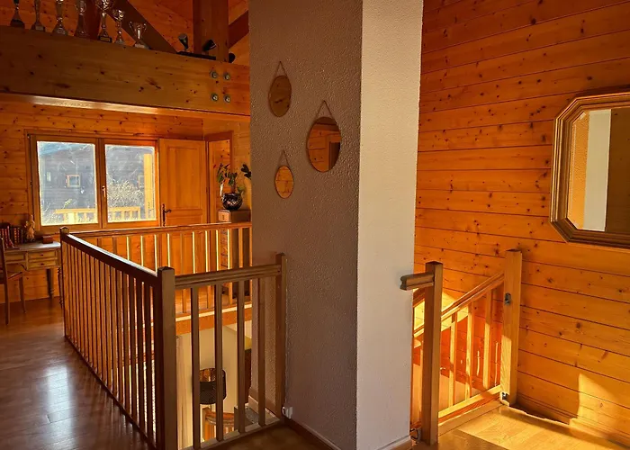 Familial Au Centre De Avec Jeux Et Piscine Exterieure Estivale *