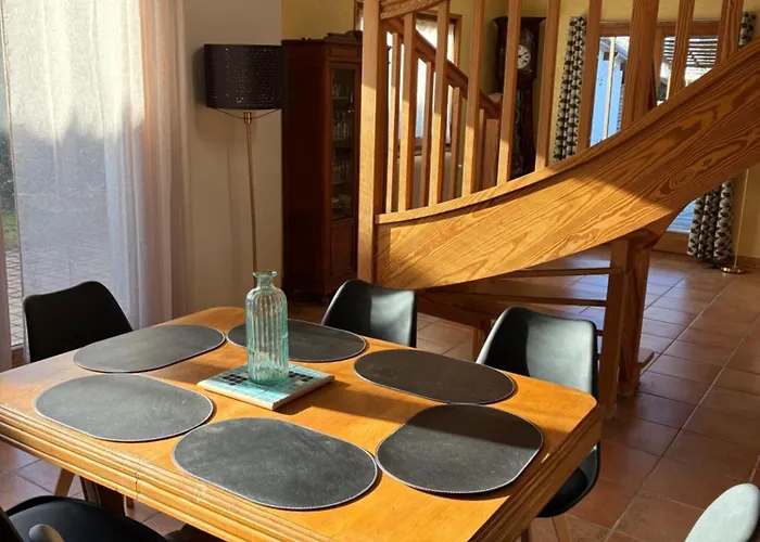 Familial Au Centre De Avec Jeux Et Piscine Exterieure Estivale * Gérardmer